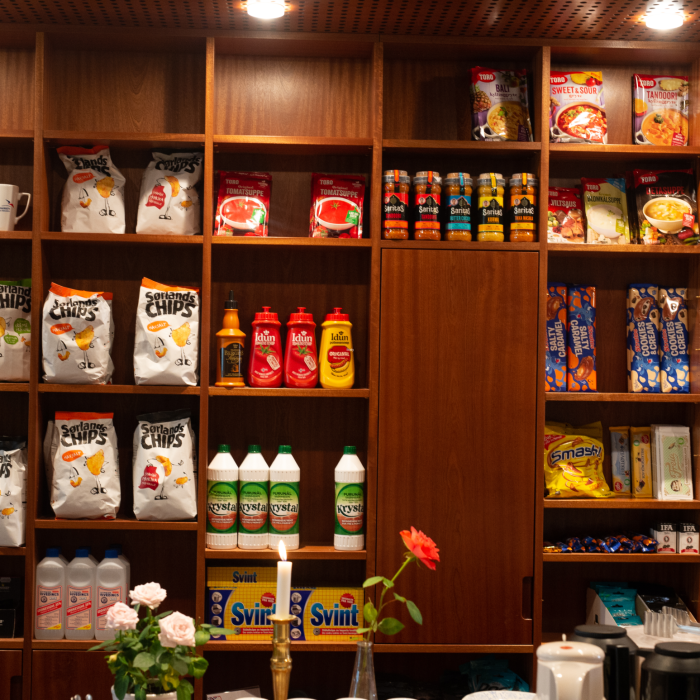 MDM - Retail Packaging Decoding- A B2B Guide to Choosing the Right Format for Maximum Shelf Impact